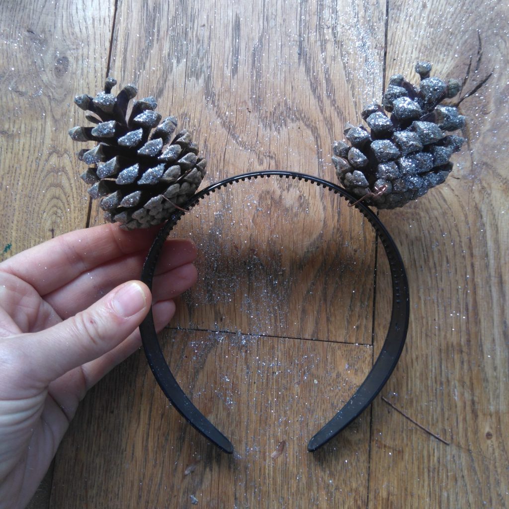Cute deer nature animal headband made with pine cones the awesome childhood project blog